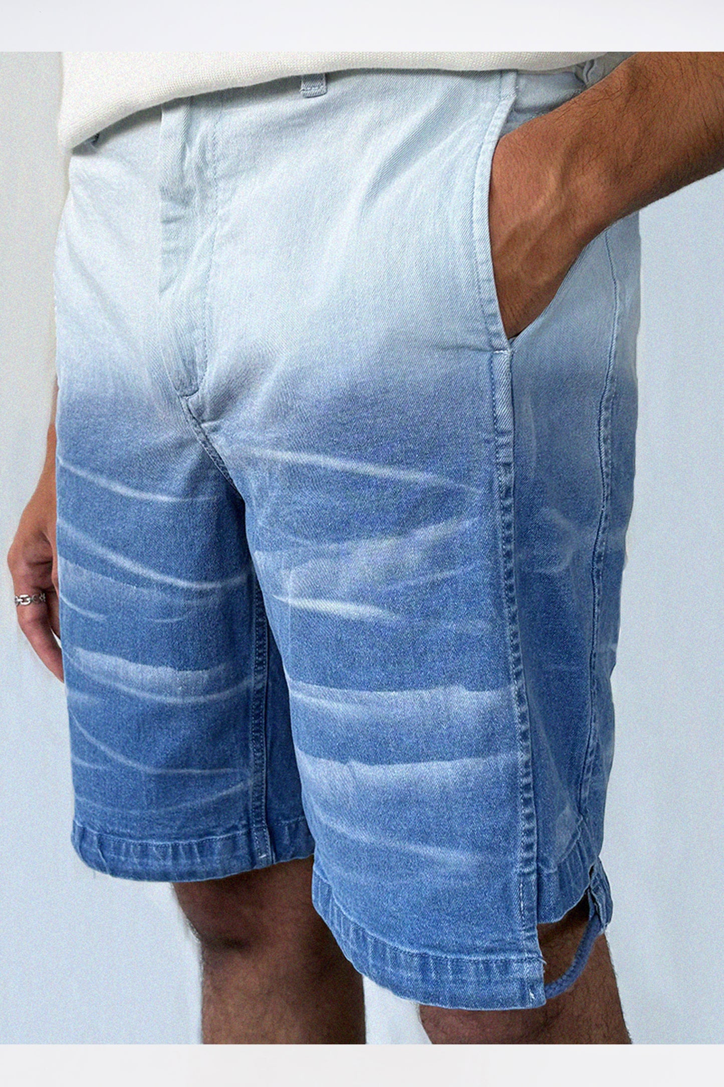 FLOW DENIM SHORTS