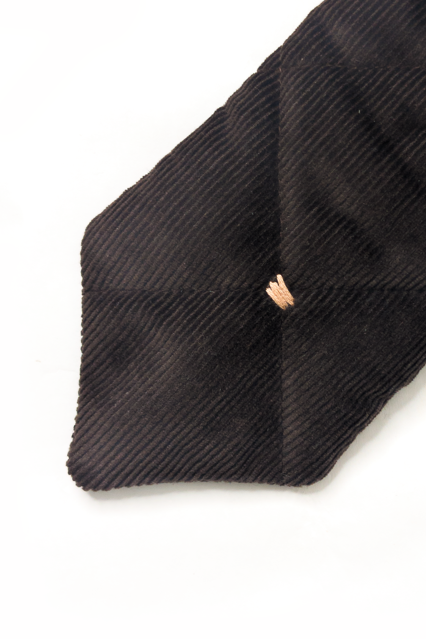QUILTED TIE (BROWN)