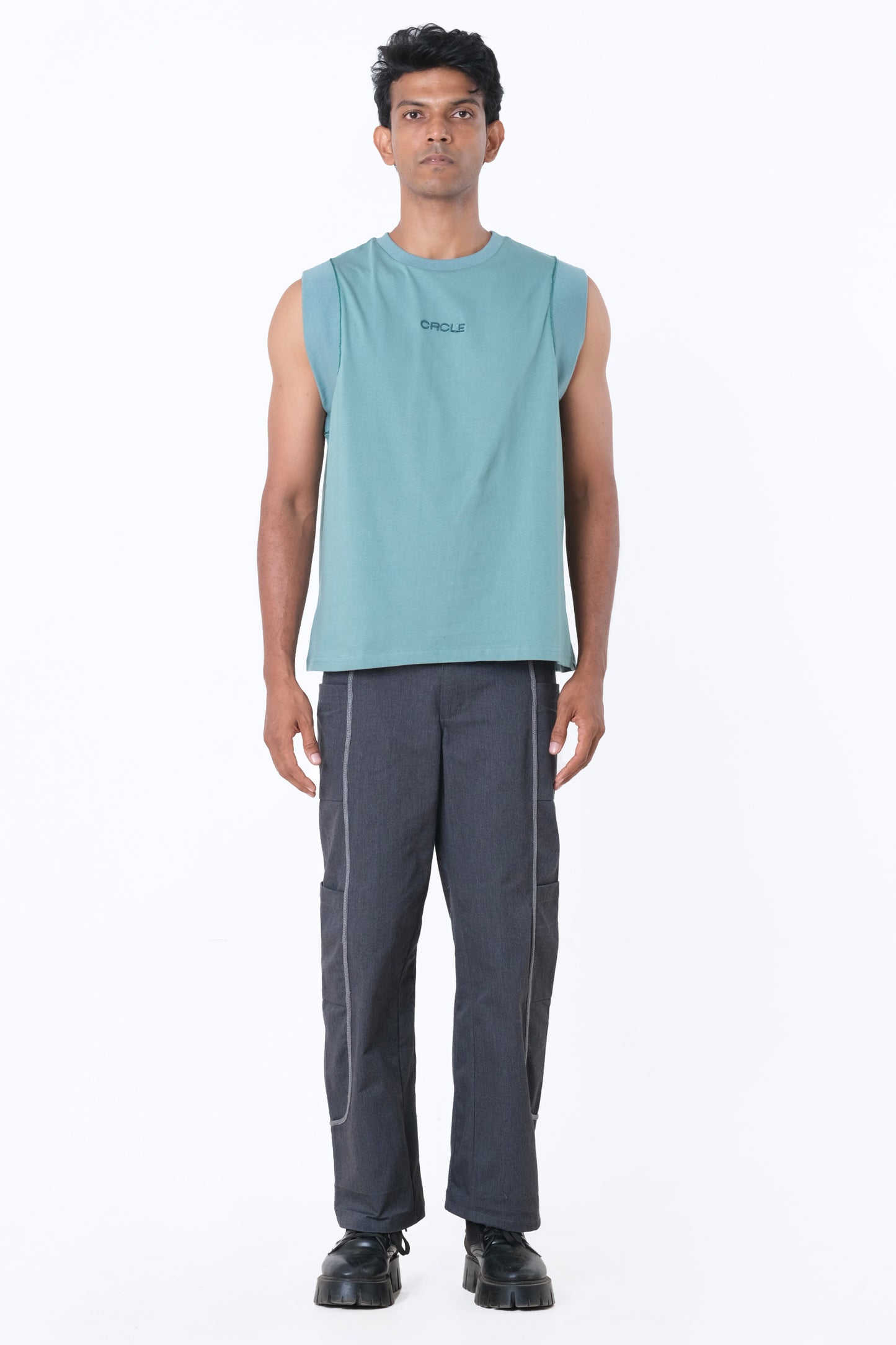 CRCLE SLEEVELESS TEE - SEA FOAM GREEN
