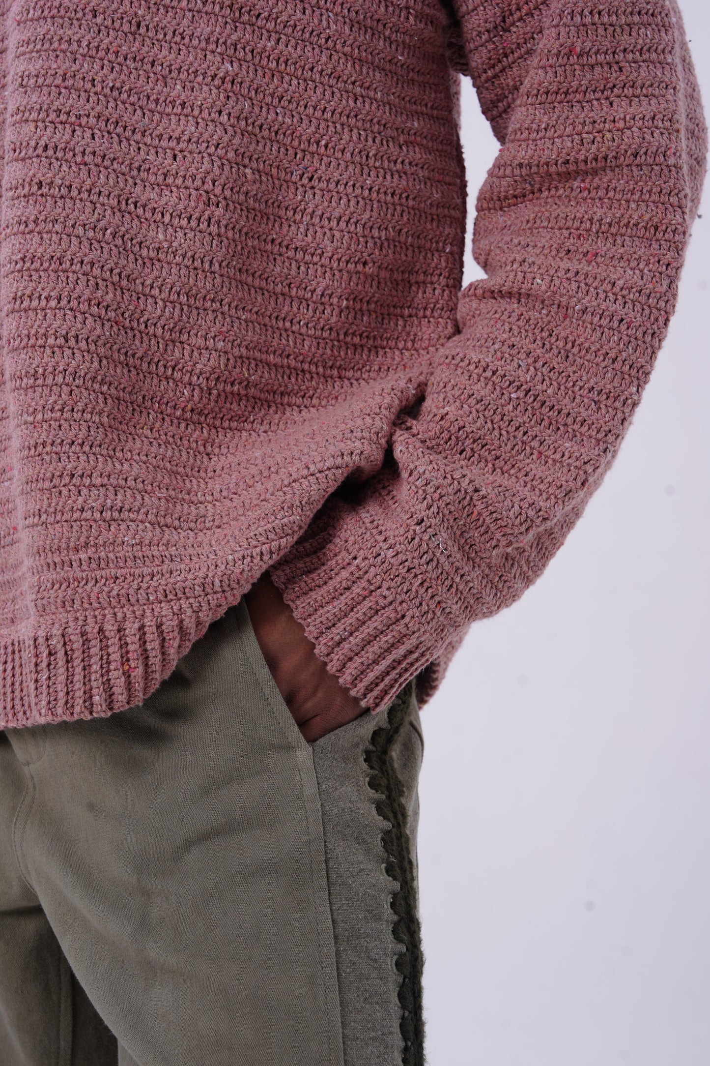 CRCLE CROCHET SWEATER