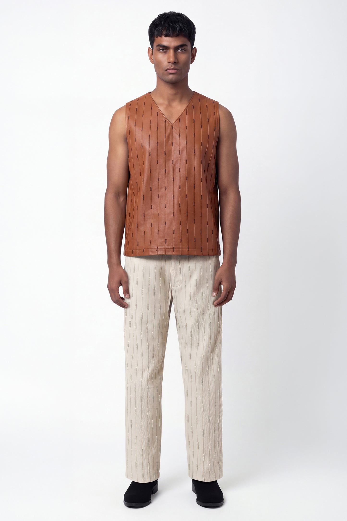 PARALLEL EMBROIDERED PANT
