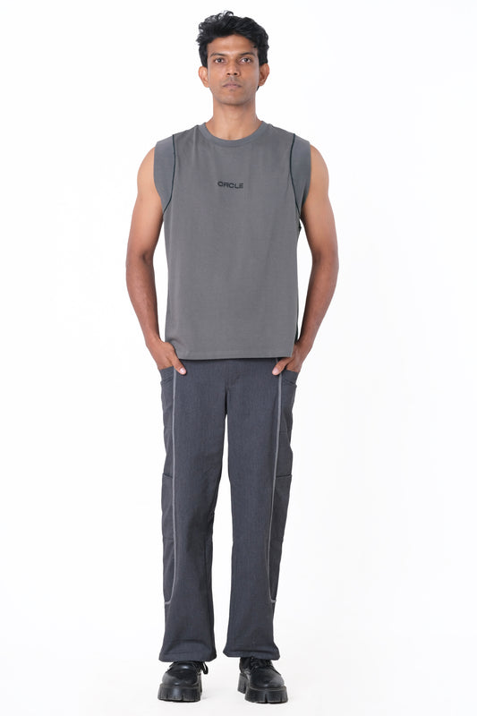 CRCLE SLEEVELESS TEE - SEA STONE GRAY