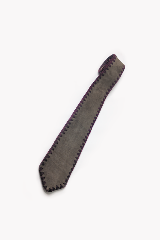 CROCHET EDGE TIE (GRAY)