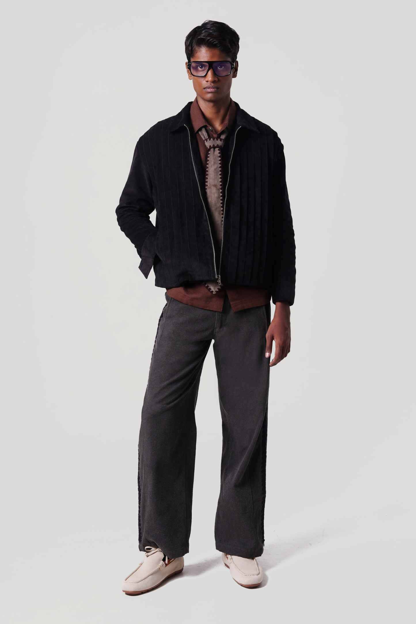 PLEATED JACKET (BLACK)
